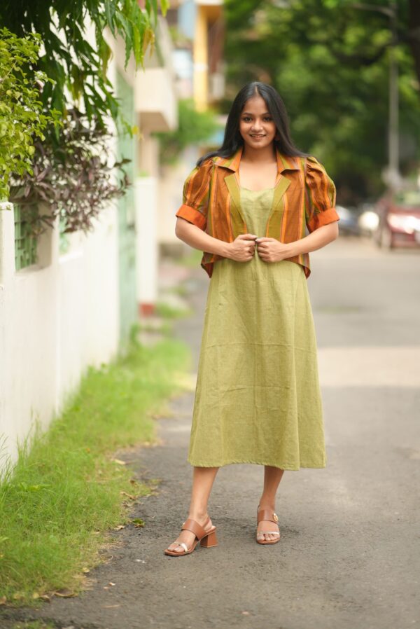 Solid Colour A line Sleeveless Inner with Bolero Jacket