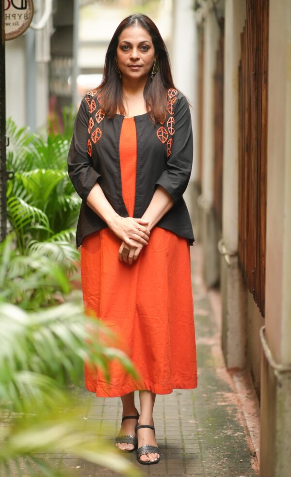 A line Sleeveless Dress with Hand-embroidered Jacket