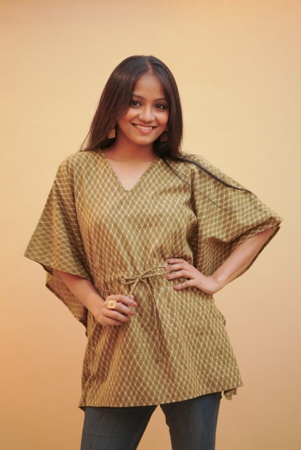 Kaftaan Top with Clinched Waist